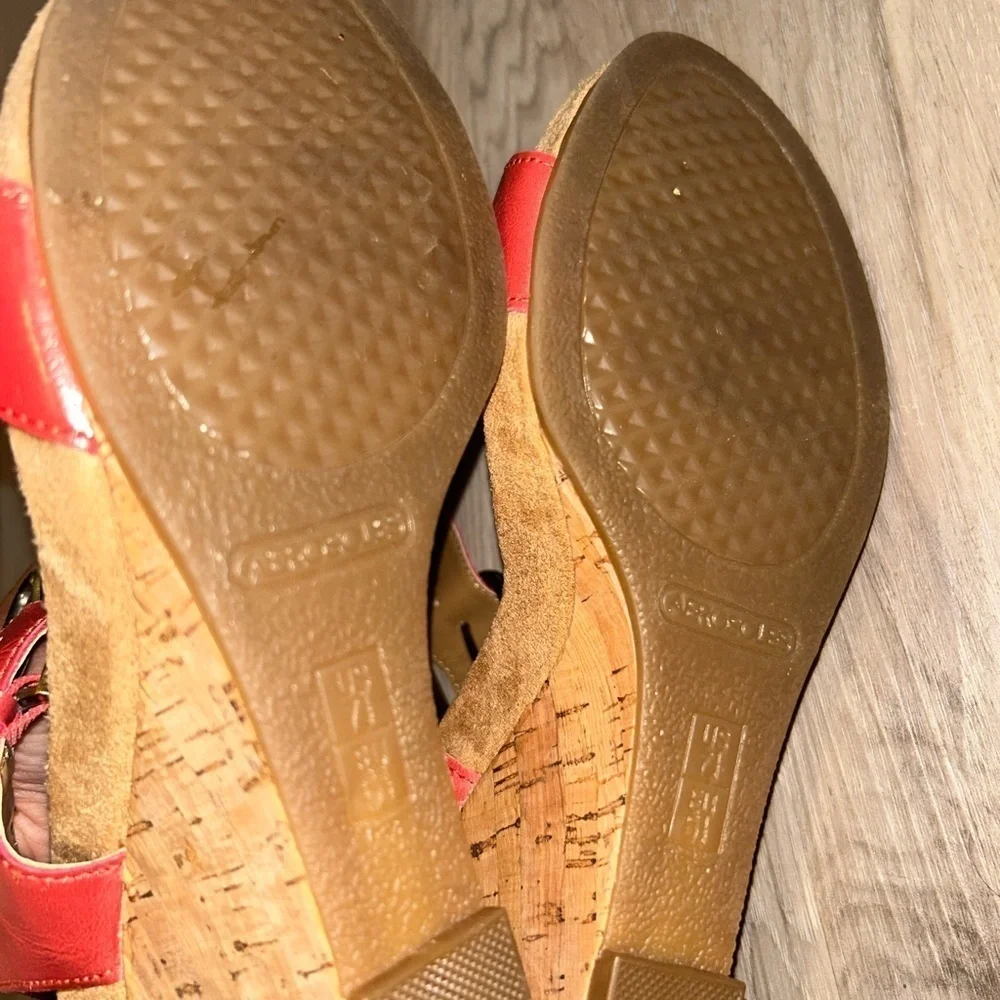 AEROSOLES Red Wedge Sandals with Buckle Straps